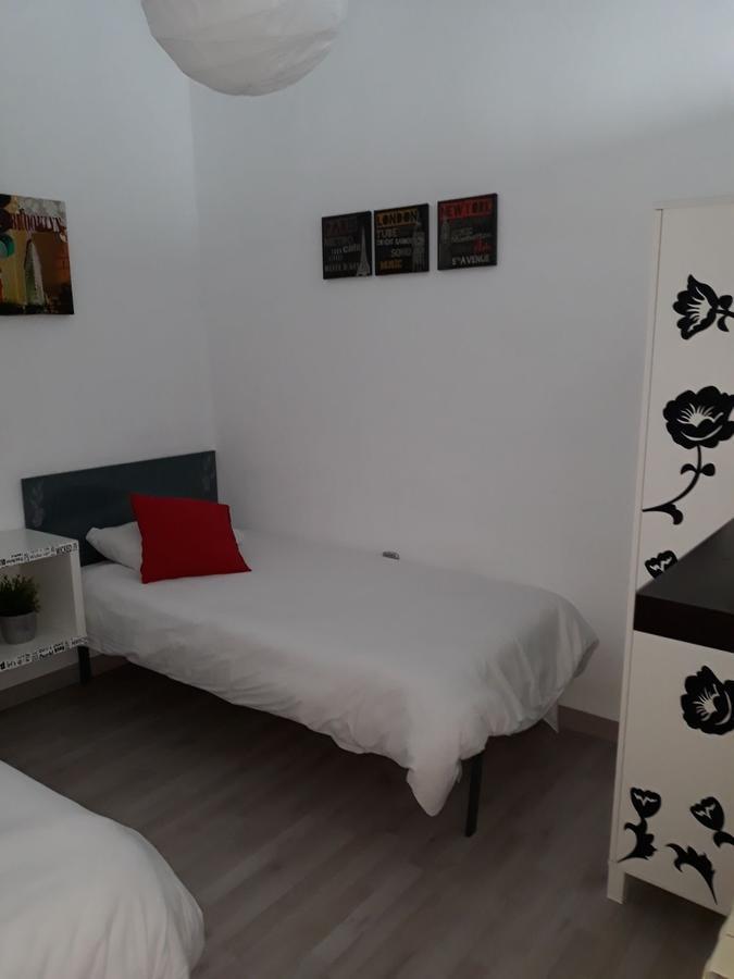 Latina Apartment Madrid Exterior photo