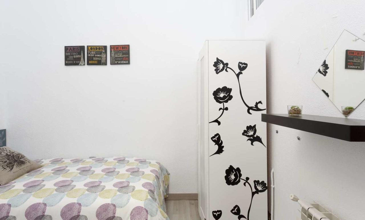 Latina Apartment Madrid Exterior photo