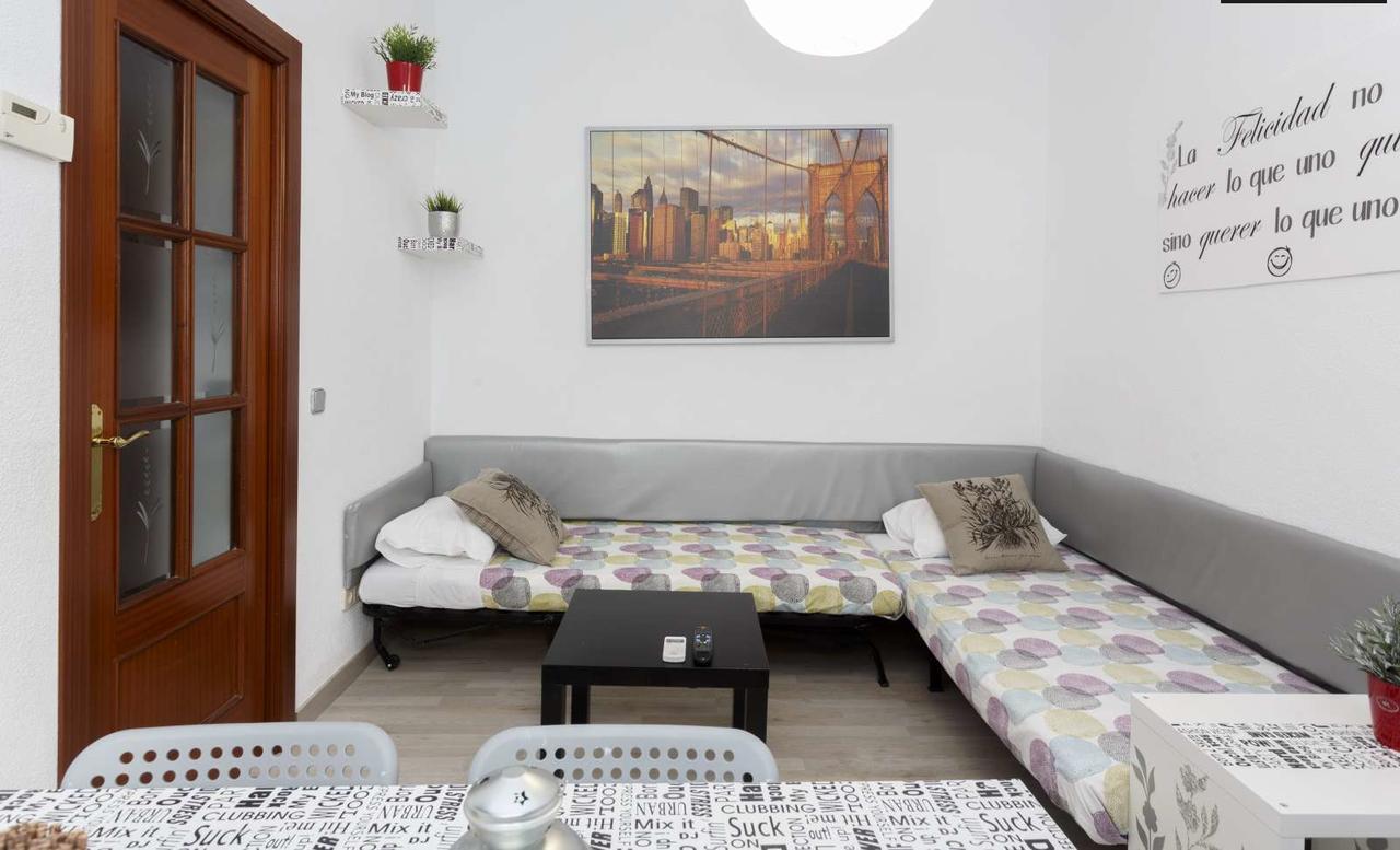 Latina Apartment Madrid Exterior photo